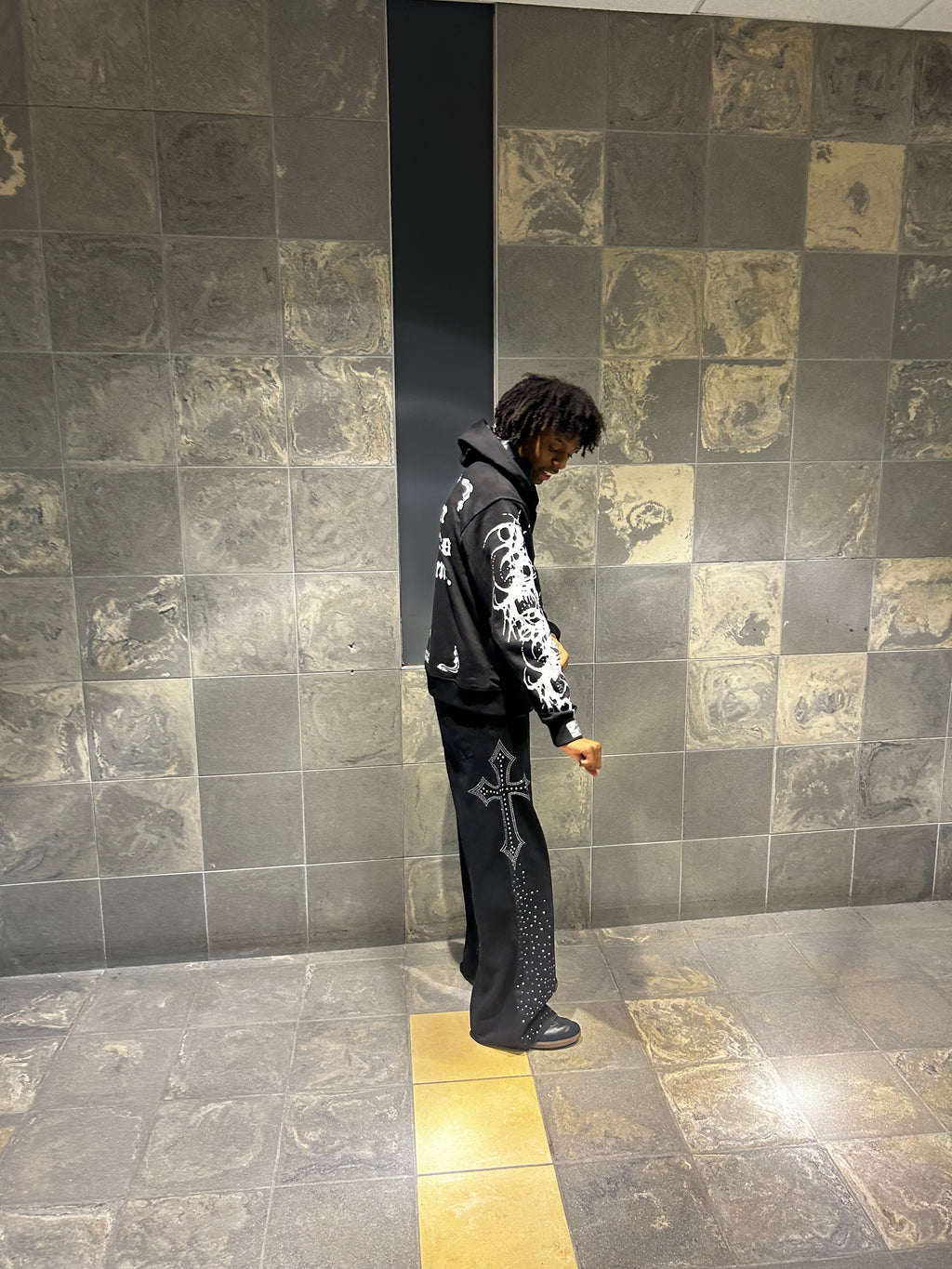 Imperium black zip up