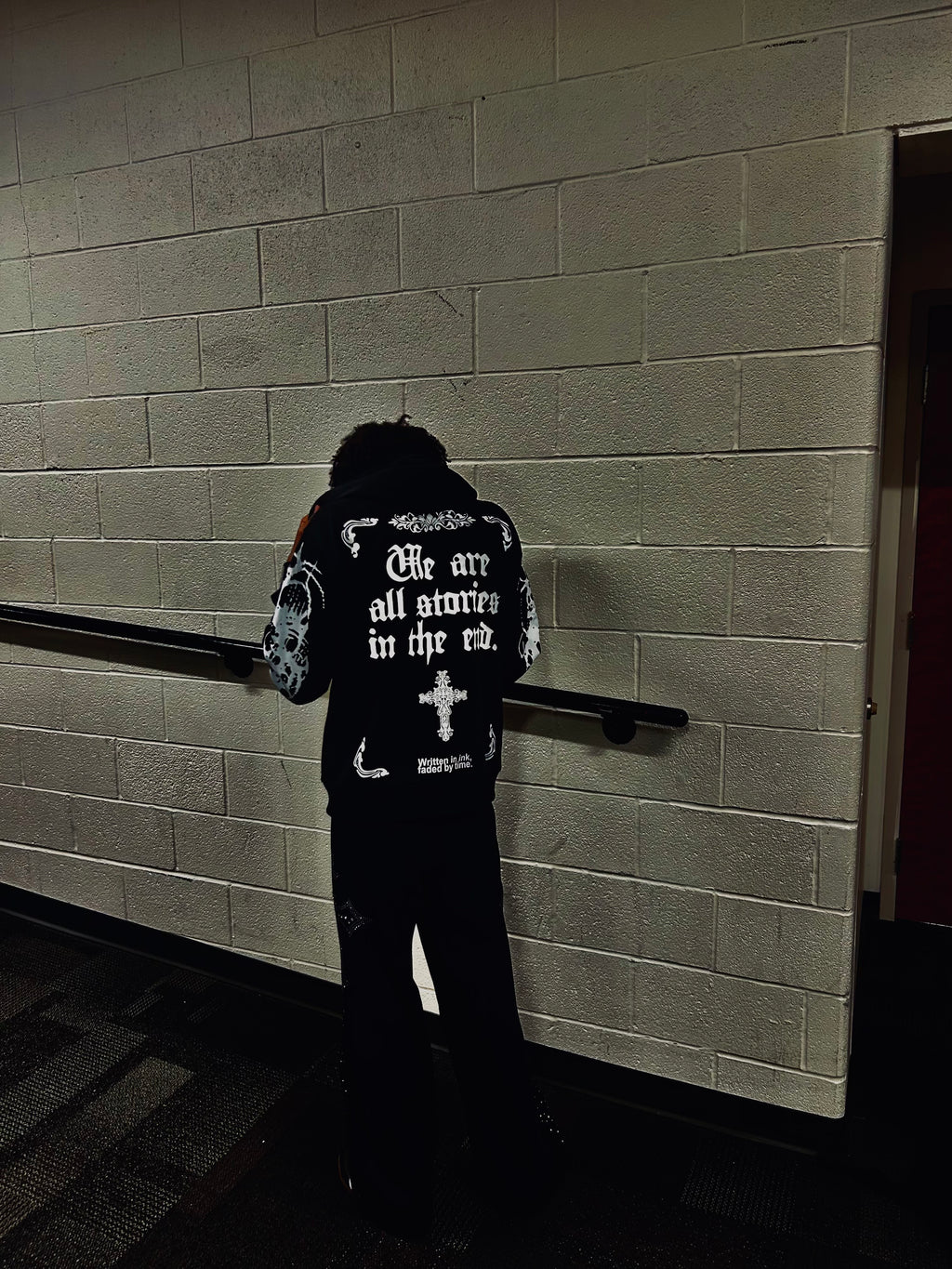 Imperium black zip up