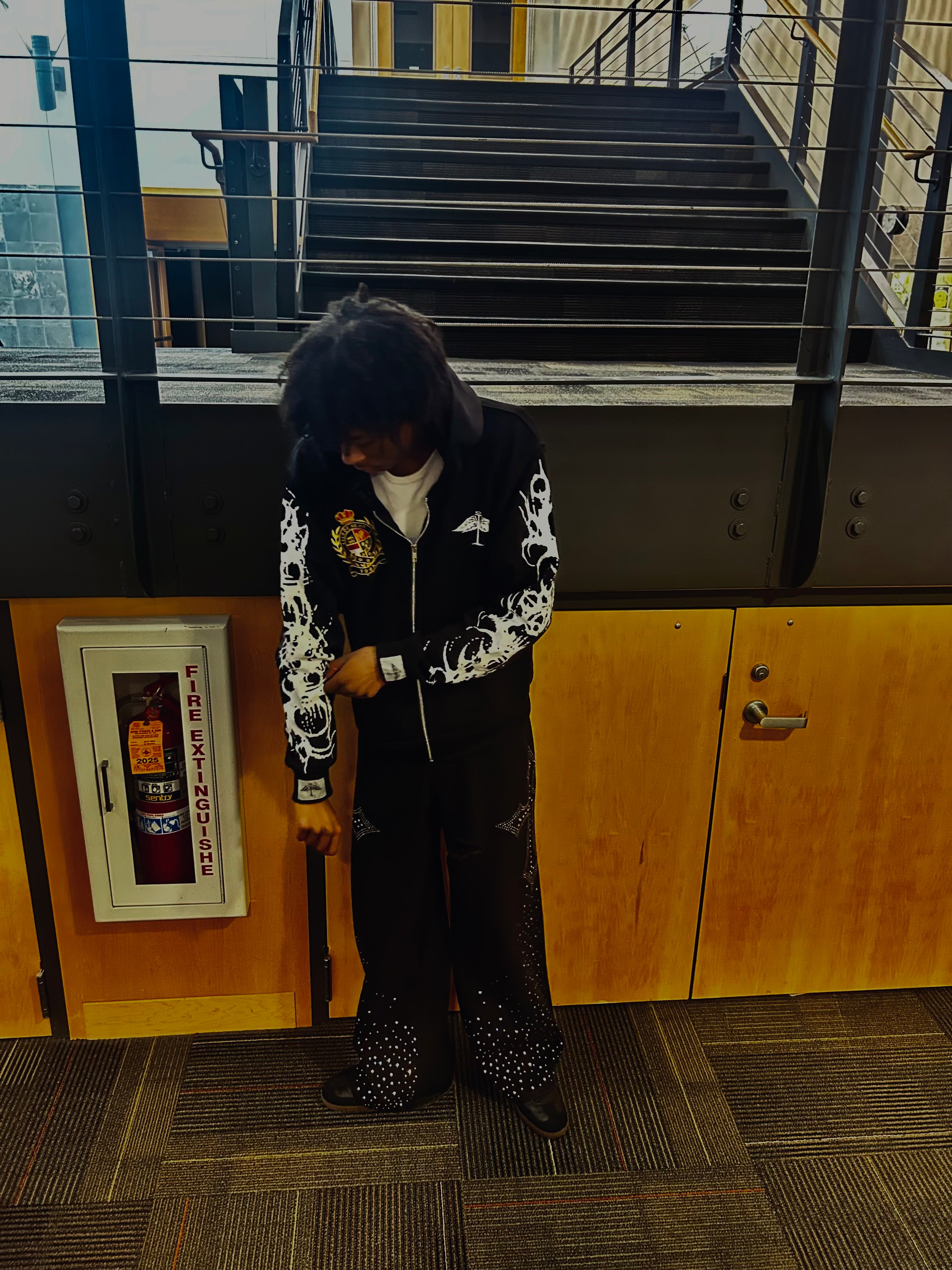 Imperium black zip up